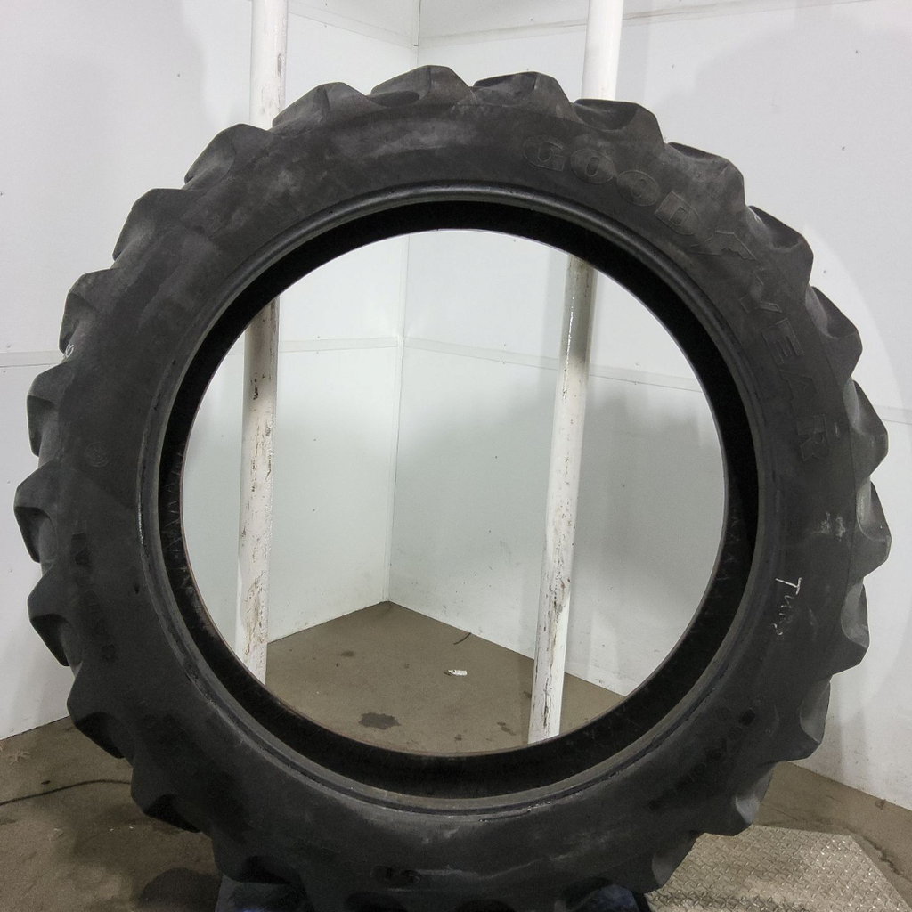 380/90R54 Goodyear Farm DT800 Super Traction R-1W 152A8 65%