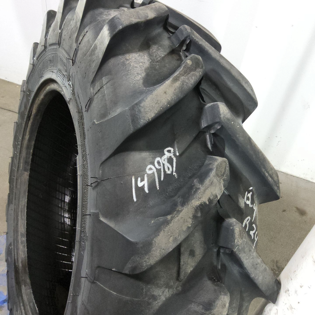 12.4R24 Michelin AgriBib R-1W 116B 85%