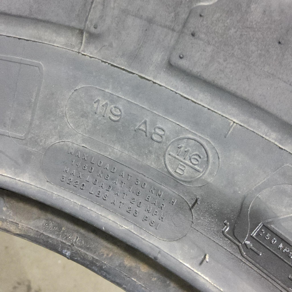 12.4R24 Michelin AgriBib R-1W 116B 85%