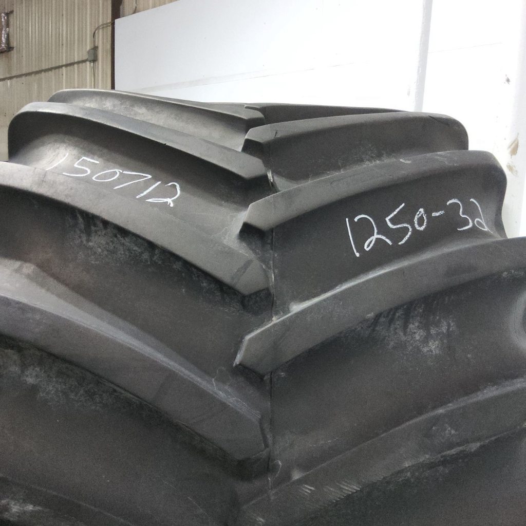 1250/45-32 Firestone Flotation 23 DT R-1W L (20 Ply), 182B 90%