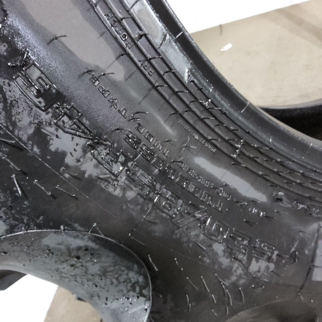 520/85R46 Goodyear Farm Special Sure Grip Radial TD8 R-2 158B 99%
