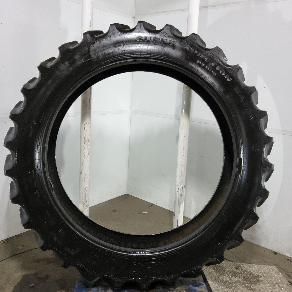 320/105R54 Goodyear Farm DT800 Super Traction R-1W 166A8 99%