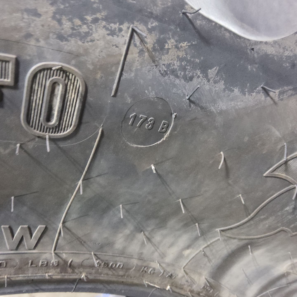 VF600/70R28 Firestone Radial All Traction DT CFO R-1W 173B