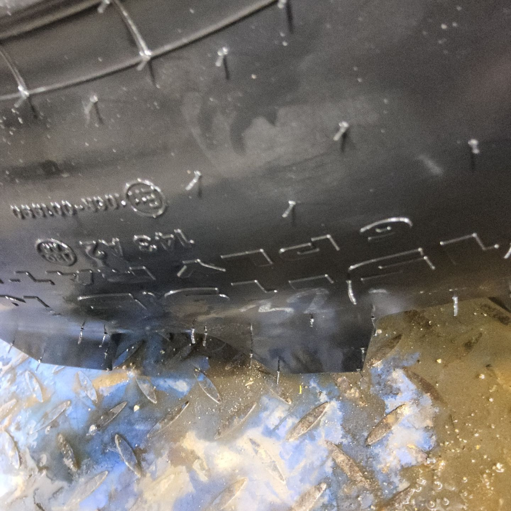 15-19.5 Galaxy Marathoner R-4 C (6 Ply), 99%