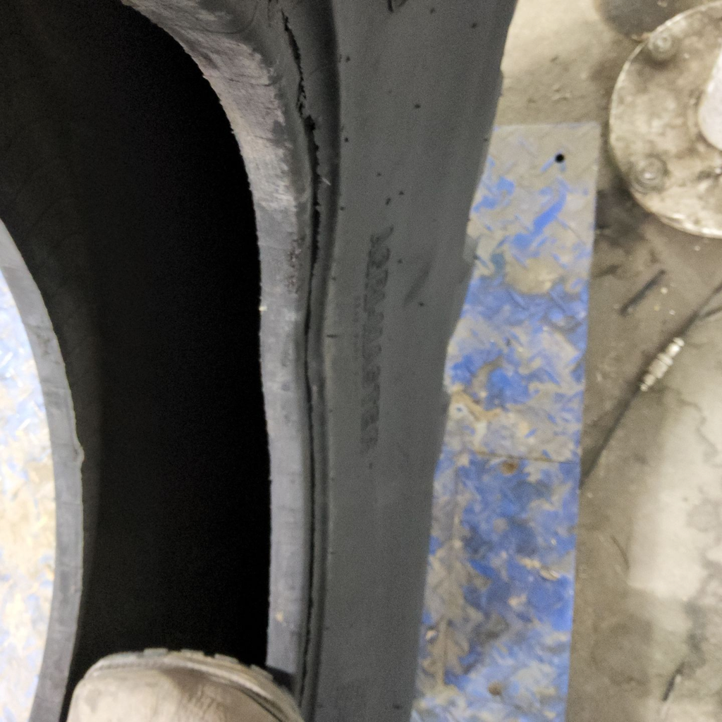 16.9-24 Titan Farm Agri-Power LSB R-1 D (8 Ply)