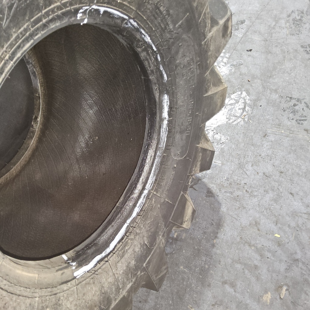 21.5L-16.1 Goodyear Farm Sure Grip Traction SL I-3 D (8 Ply), 99%