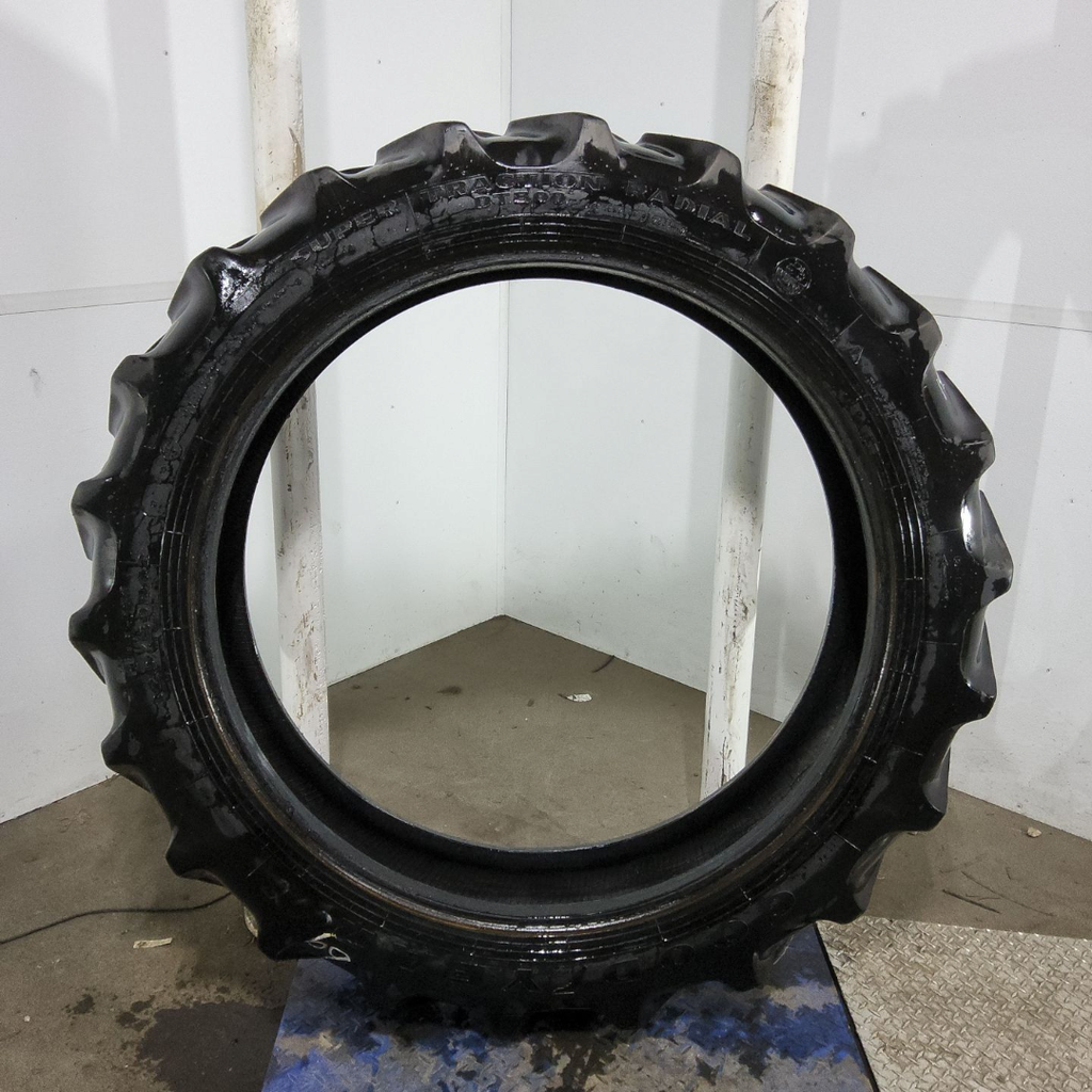 320/80R42 Goodyear Farm DT800 Super Traction R-1W 141A8 60%