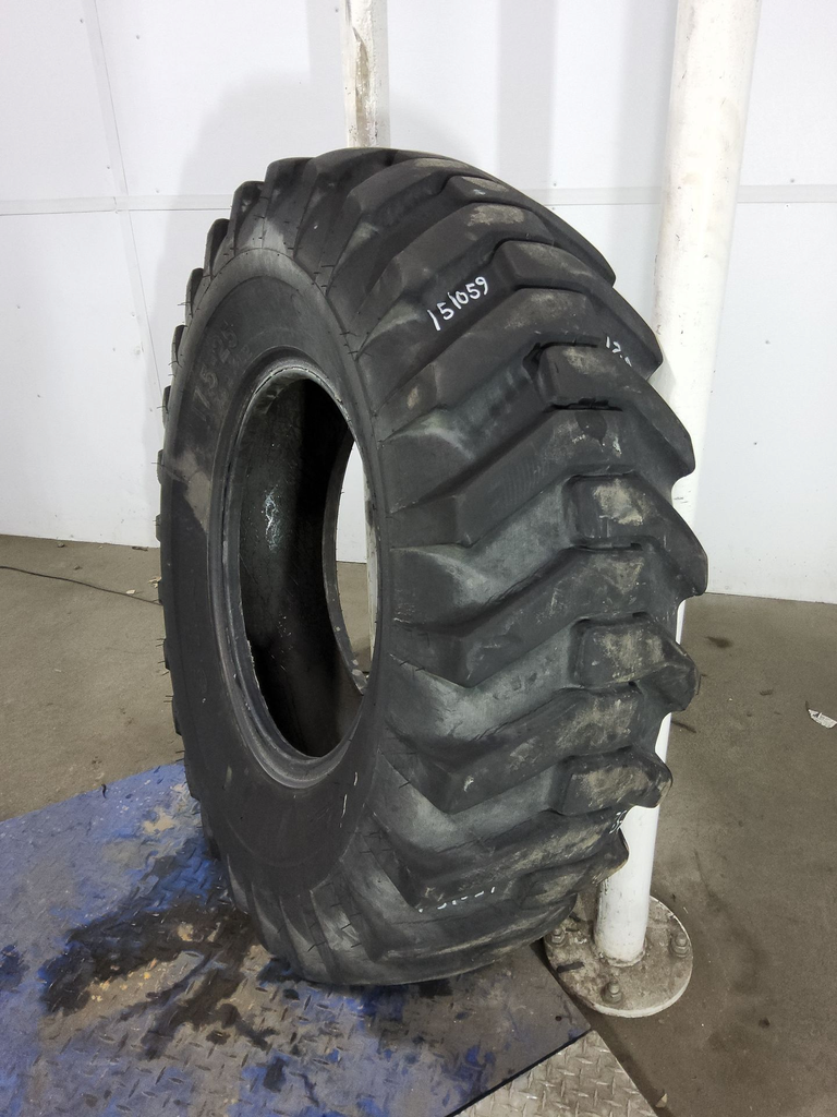 17.5-25 American Farmer (STA) American Contractor Loader Grader E-2/G-2/L-2 F (12 Ply), 85%