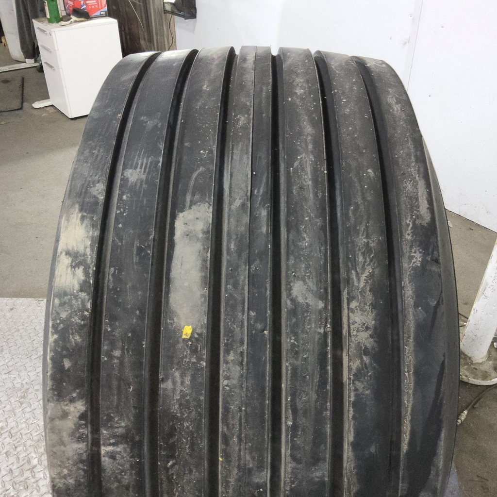 21.5L-16.1SL Titan Farm Hi Flotation I-1 E (10 Ply), 90%
