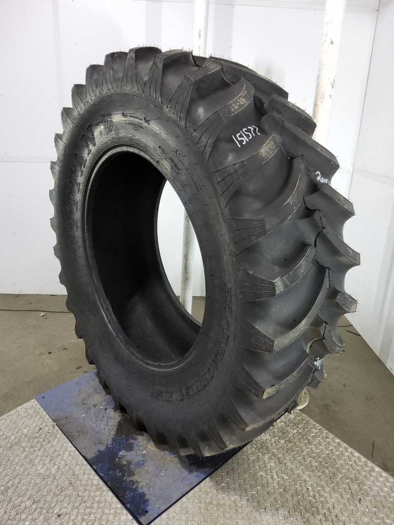 20.8-38 Titan Farm Hi Power Lug R-1 D (8 Ply), 99%