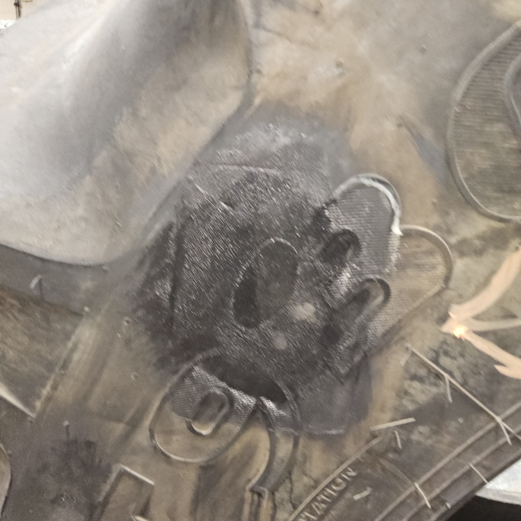 LSW1100/45R46 Goodyear Farm DT930 R-1W 181D 85%