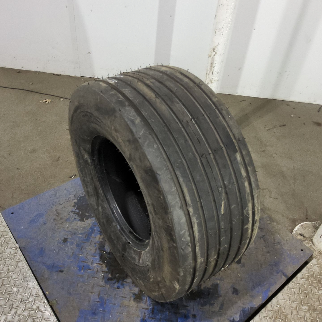 31x13.50-15 Goodyear Farm Terra Rib NHS HF-1 D (8 Ply), 114B 99%