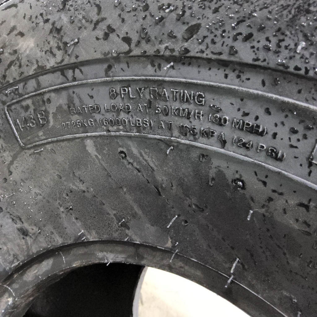 21.5L-16.1SL Titan Farm Hi Flotation I-1 D (8 Ply), 143B 99%