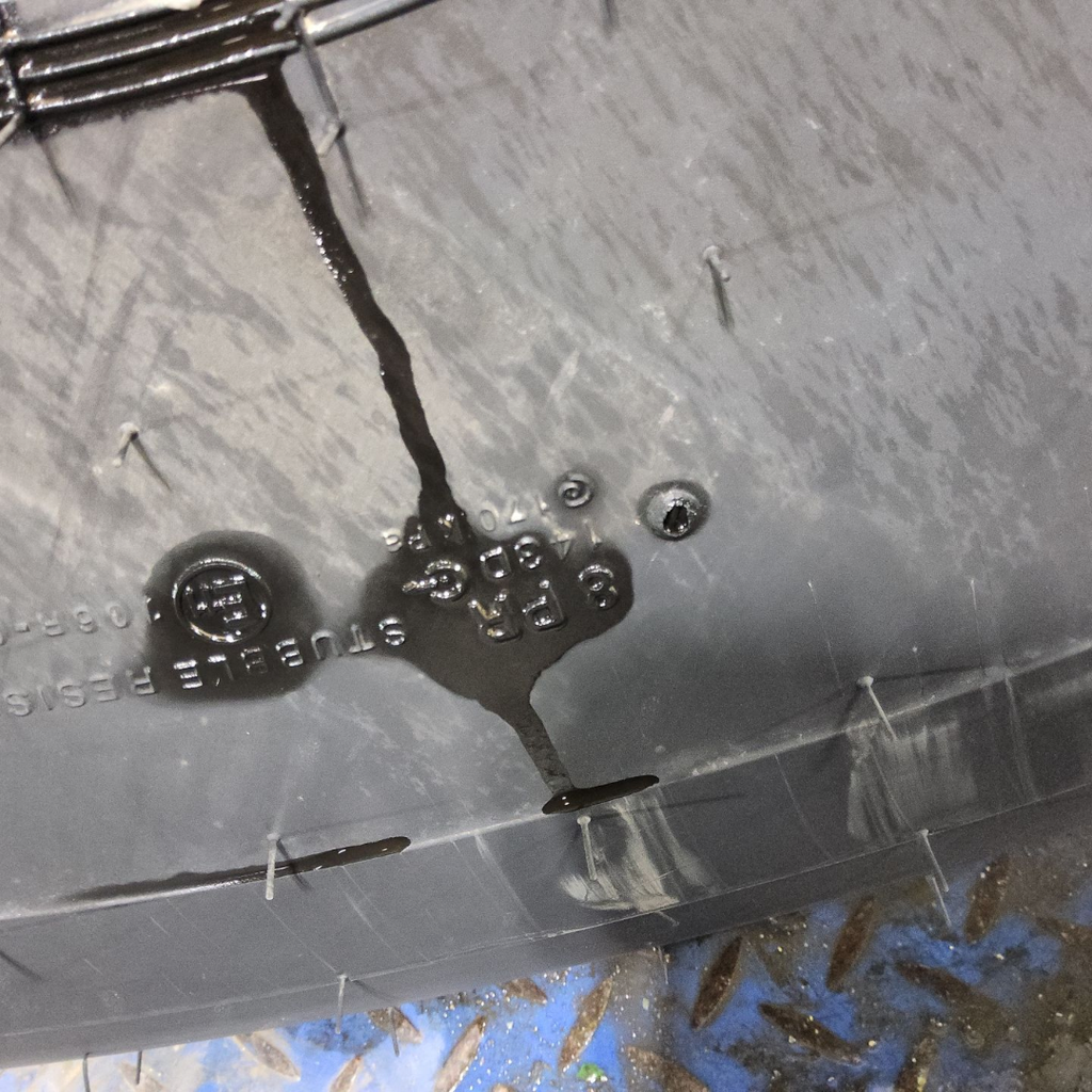 21.5L-16.1 BKT Tires Farm Implement  I-1 D (8 Ply)