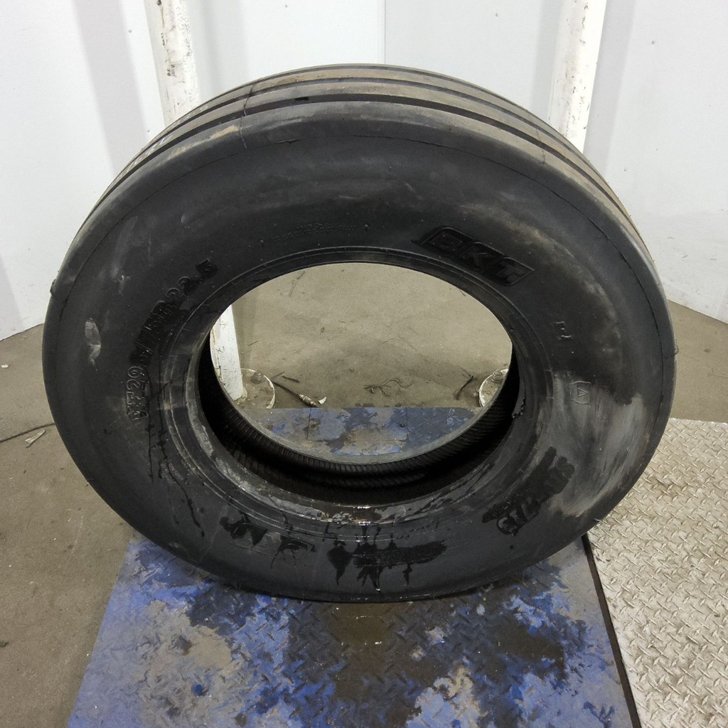 VF295/75R22.5 BKT Tires SR -713 I-1 151D 99%