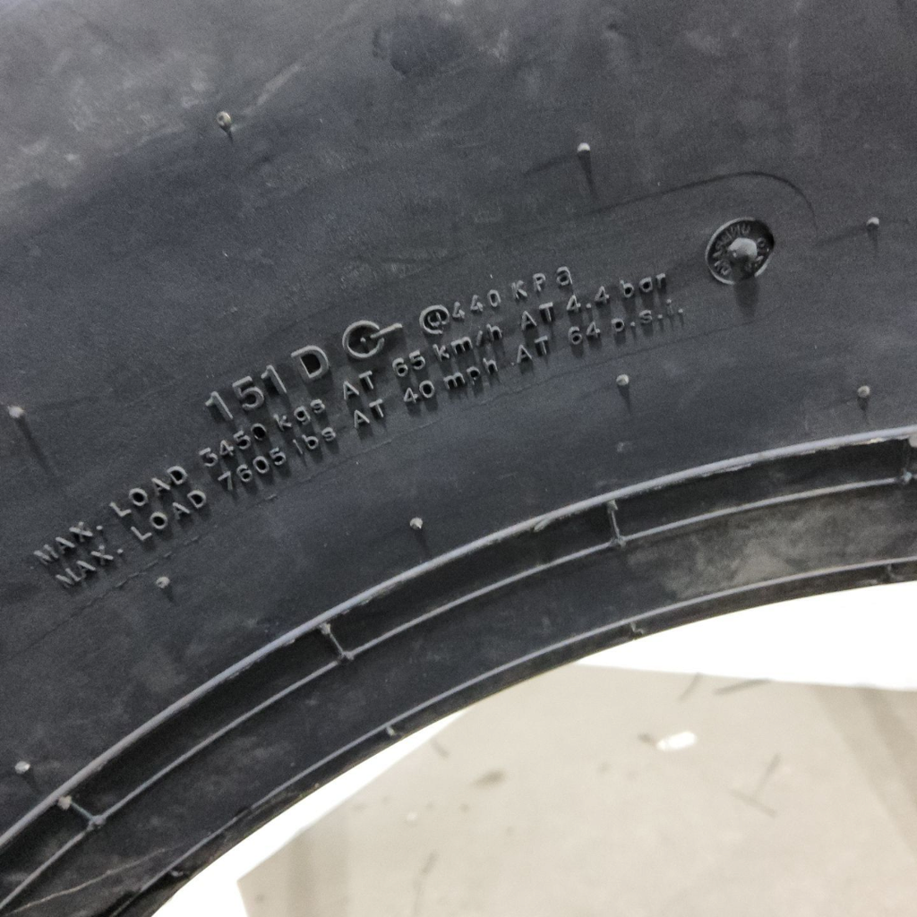 VF295/75R22.5 BKT Tires SR -713 I-1 151D 99%