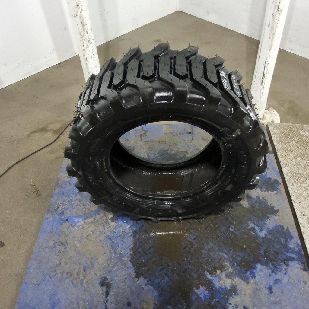 27x10.50-15 Carlisle Trac Chief R-4 D (8 Ply)