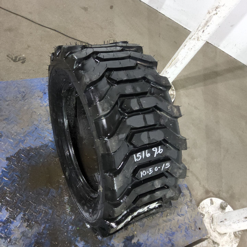 27x10.50-15 Carlisle Trac Chief R-4 D (8 Ply)