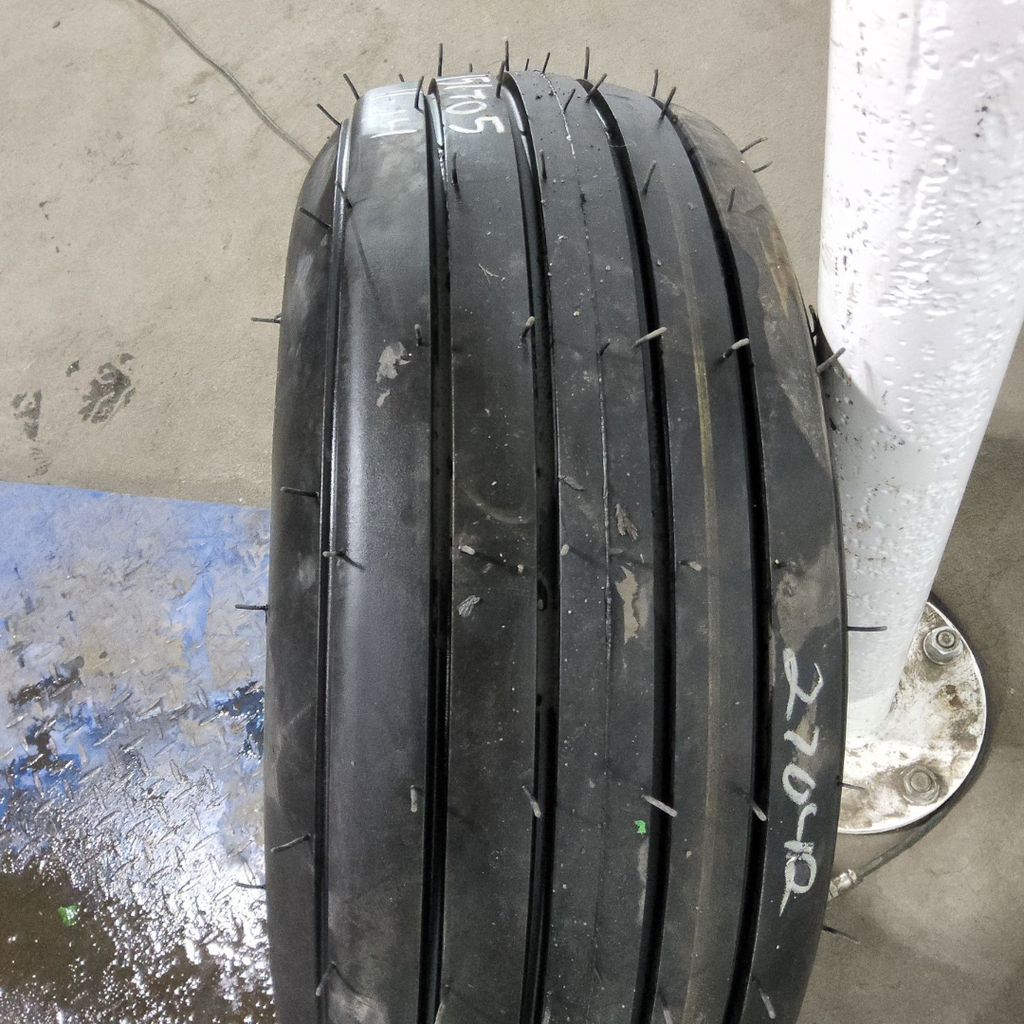 11L-14 Carlisle Farm Specialist Imp I-1 D (8 Ply), 99%