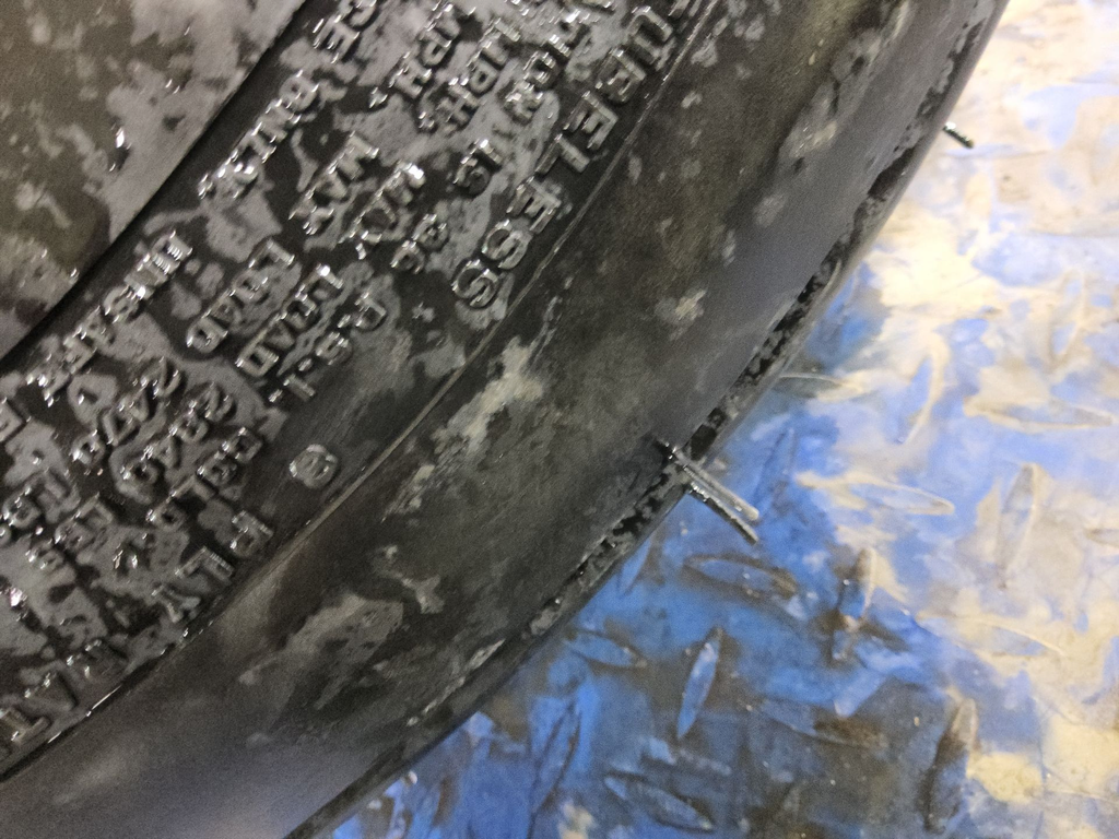 11L-14 Carlisle Farm Specialist Imp I-1 D (8 Ply), 99%