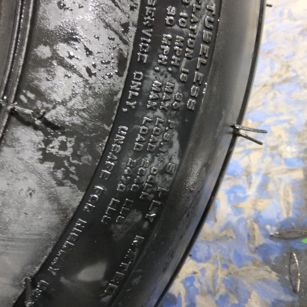 11L-14 Carlisle Farm Specialist Imp I-1 D (8 Ply), 99%