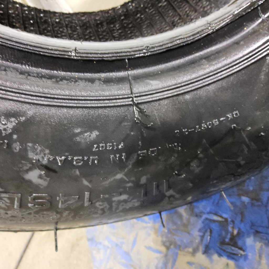 11L-14 Carlisle Farm Specialist Imp I-1 D (8 Ply), 99%