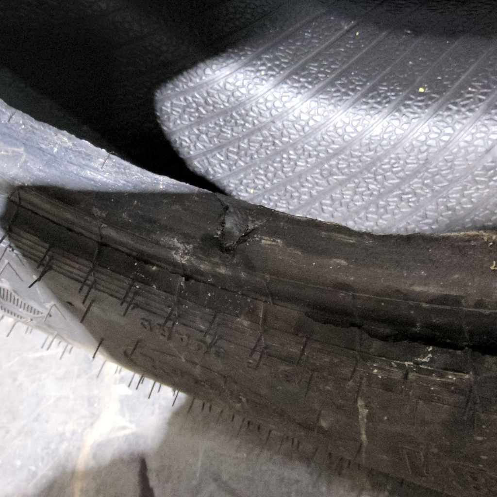 VF320/70R15 Alliance 381 Agriflex I-2 145D 99%