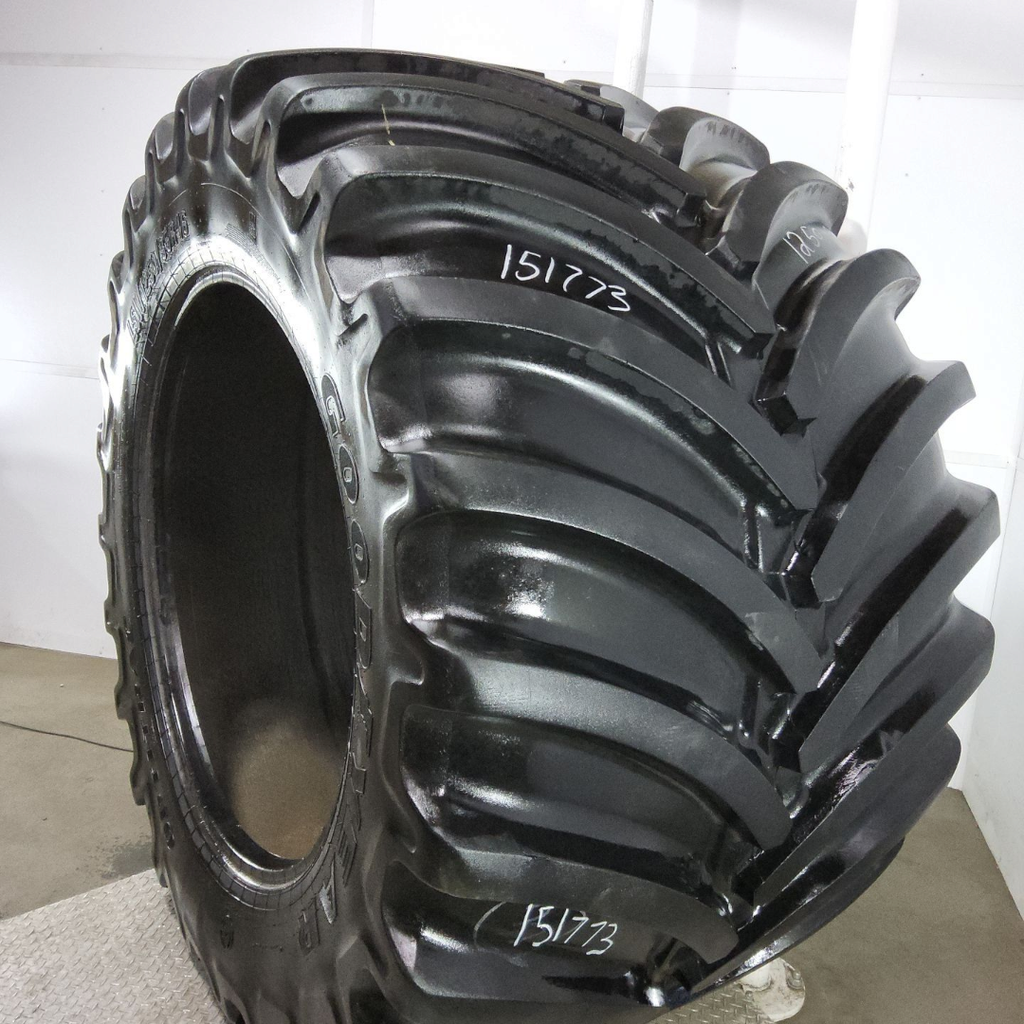 LSW1250/35R46 Goodyear Farm Optitrac R-1W 195D 75%