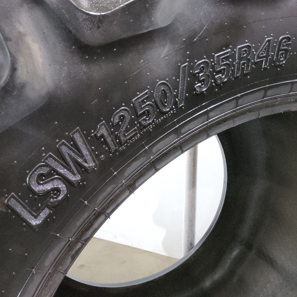 LSW1250/35R46 Goodyear Farm Optitrac R-1W 195D 75%