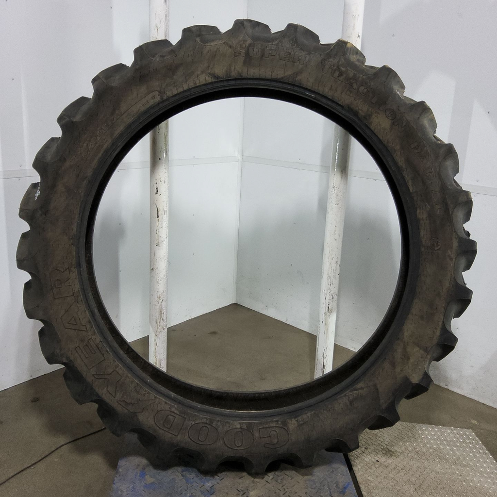 320/90R54 Goodyear Farm DT800 Super Traction R-1W 149A8 95%
