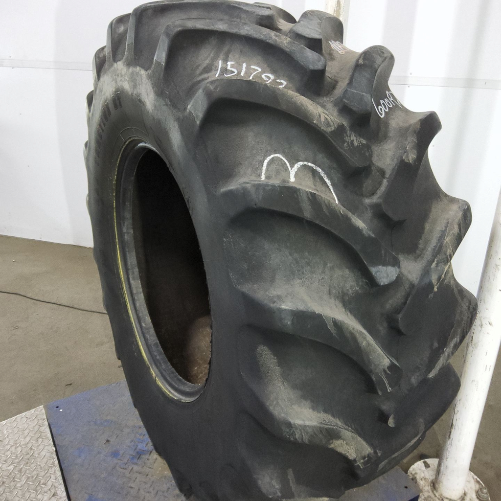 600/65R28 Firestone Radial All Traction DT R-1W 147B 70%