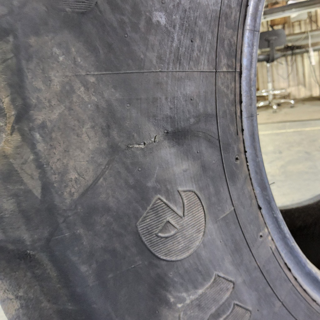 600/65R28 Firestone Radial All Traction DT R-1W 147B 70%