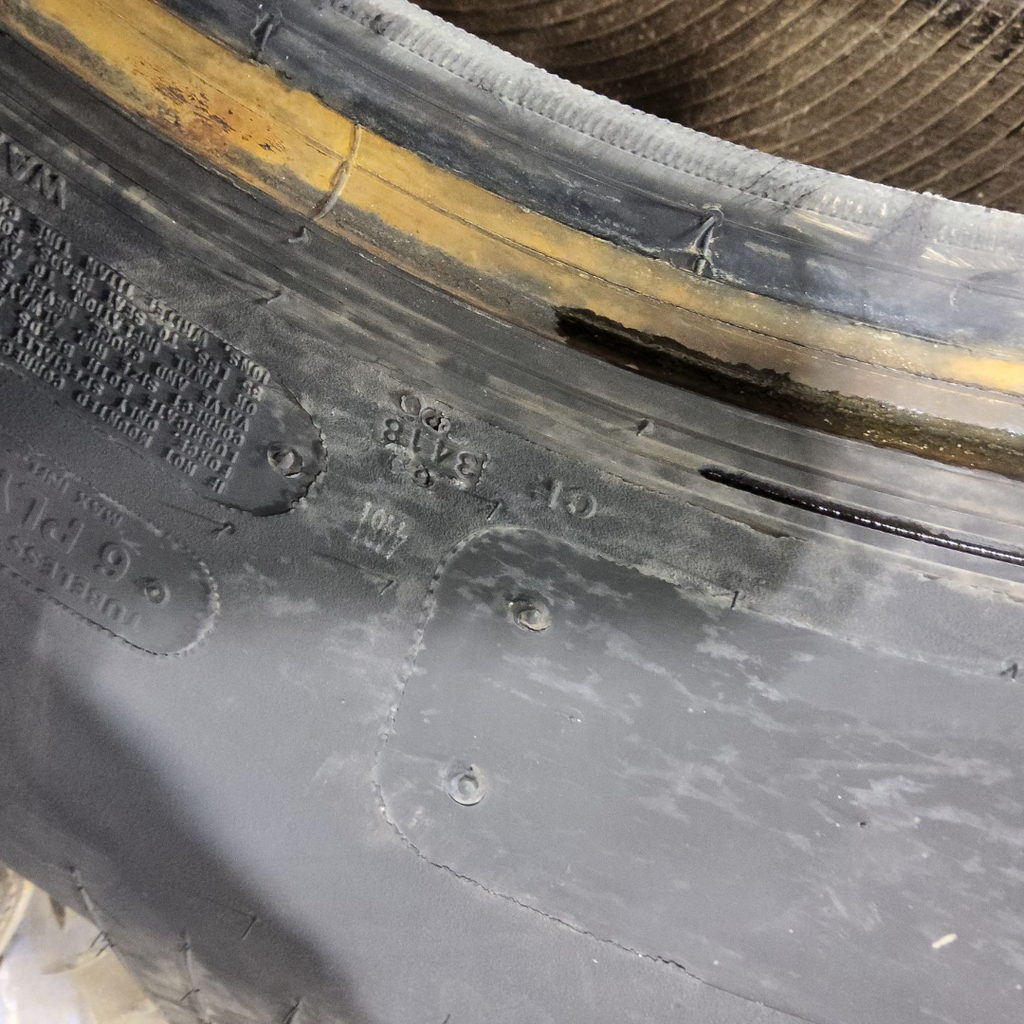 18.4-26 Titan Farm Hi Traction Lug R-1 C (6 Ply), 75%