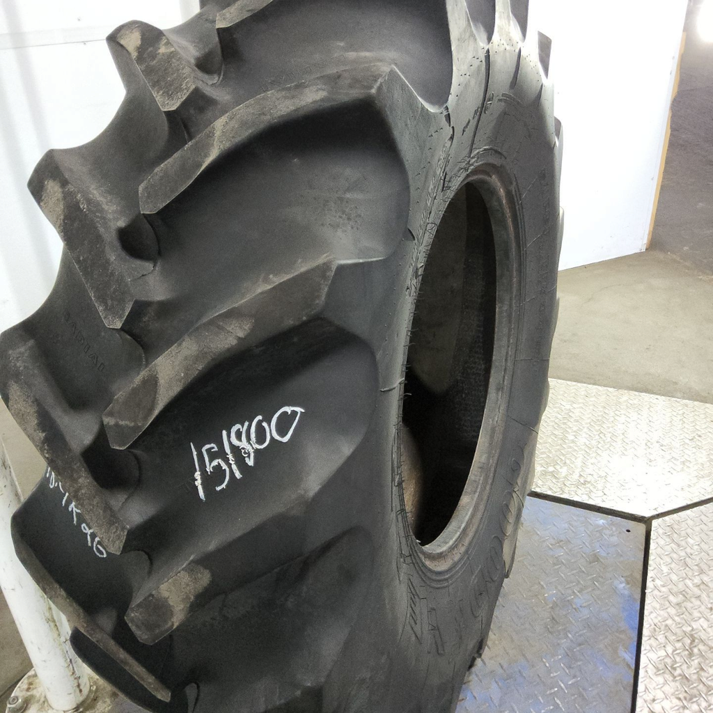 18.4R26 Goodyear Farm Super Traction Radial R-1W 140A8 70%
