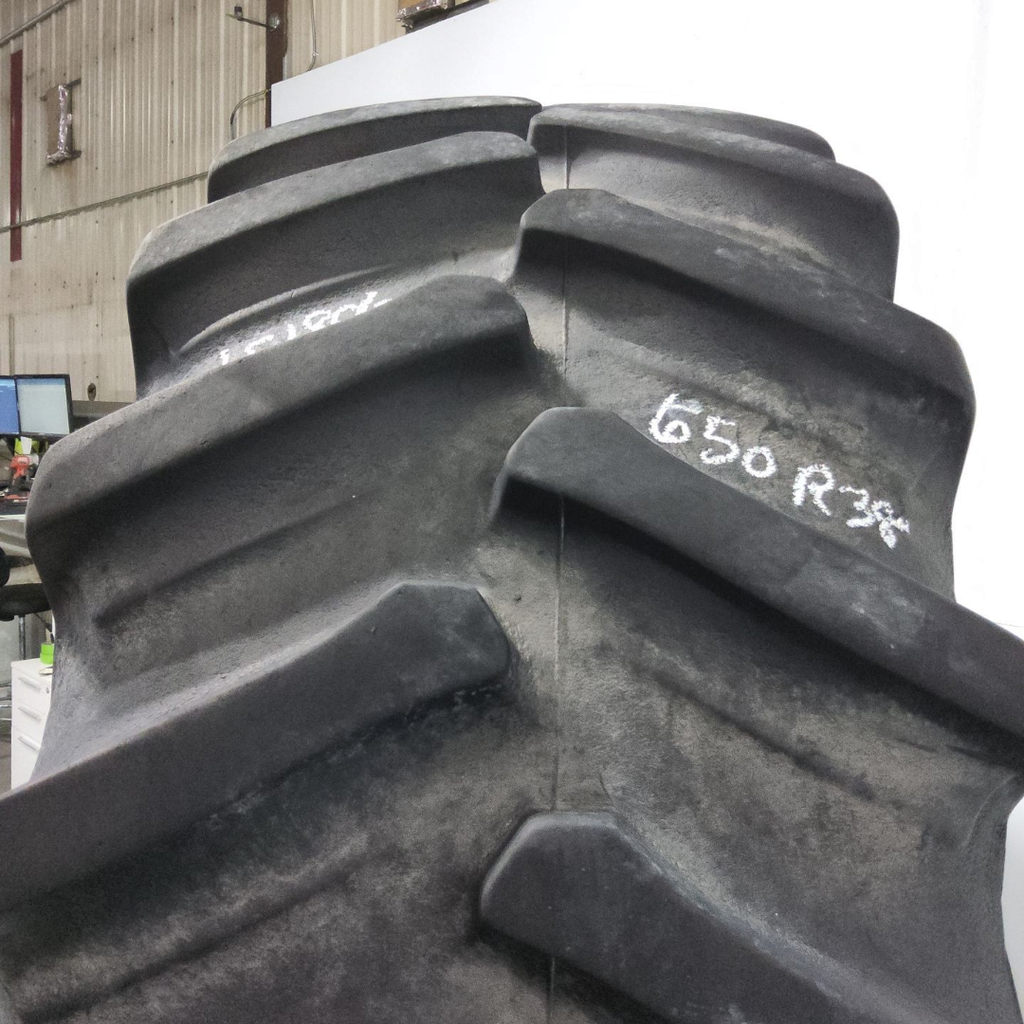 650/85R38 Firestone Radial Deep Tread 23 R-1W 173B 99%