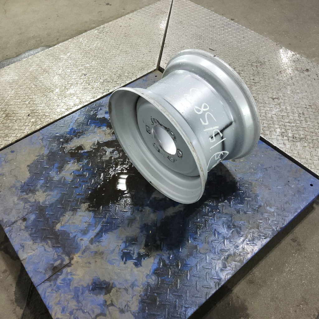 9.75"W x 16.5"D, Case IH Silver Mist 6-Hole Formed Plate