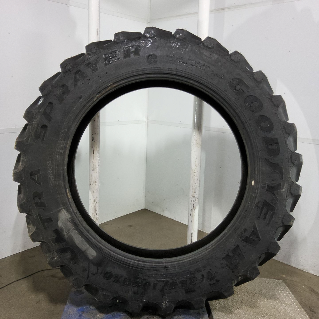 VF380/105R50 Goodyear Farm Ultra Sprayer R-1 179D 99%