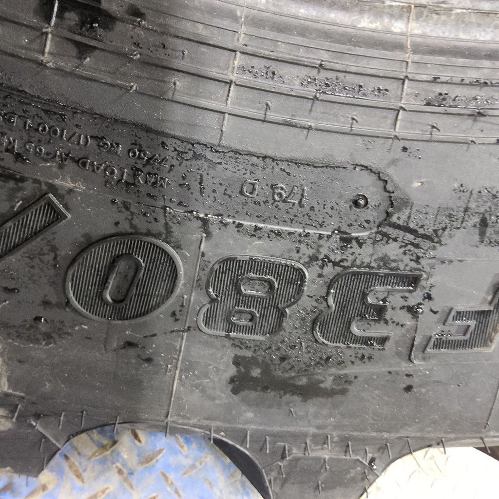 VF380/105R50 Goodyear Farm Ultra Sprayer R-1 179D 99%