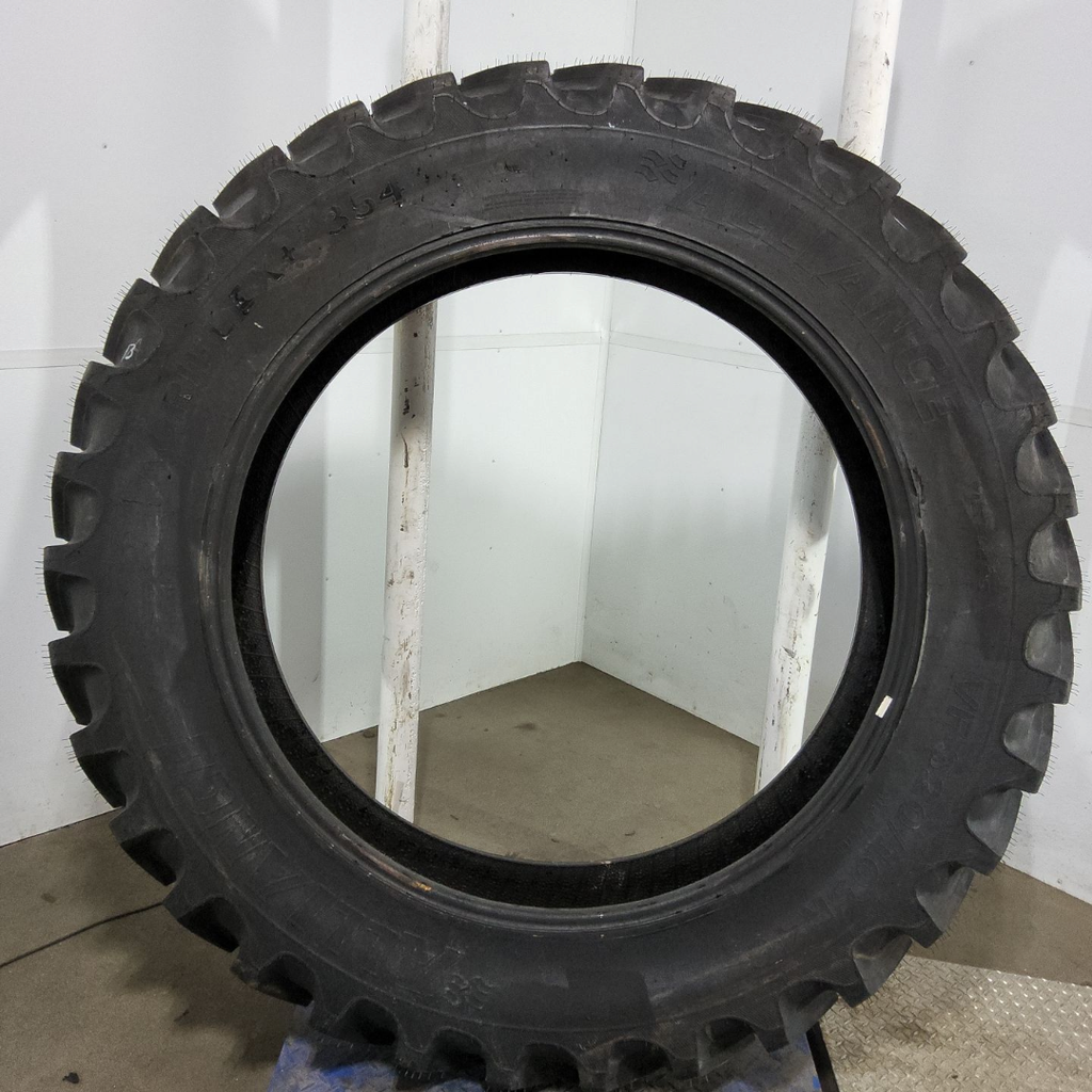 VF320/105R46 Alliance 354 Agriflex+  R-1W 172D 99%