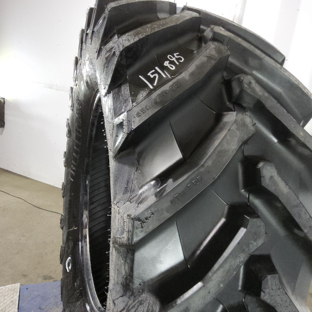 650/65R38 Trelleborg TM800 High Speed R-1W 166D 99%