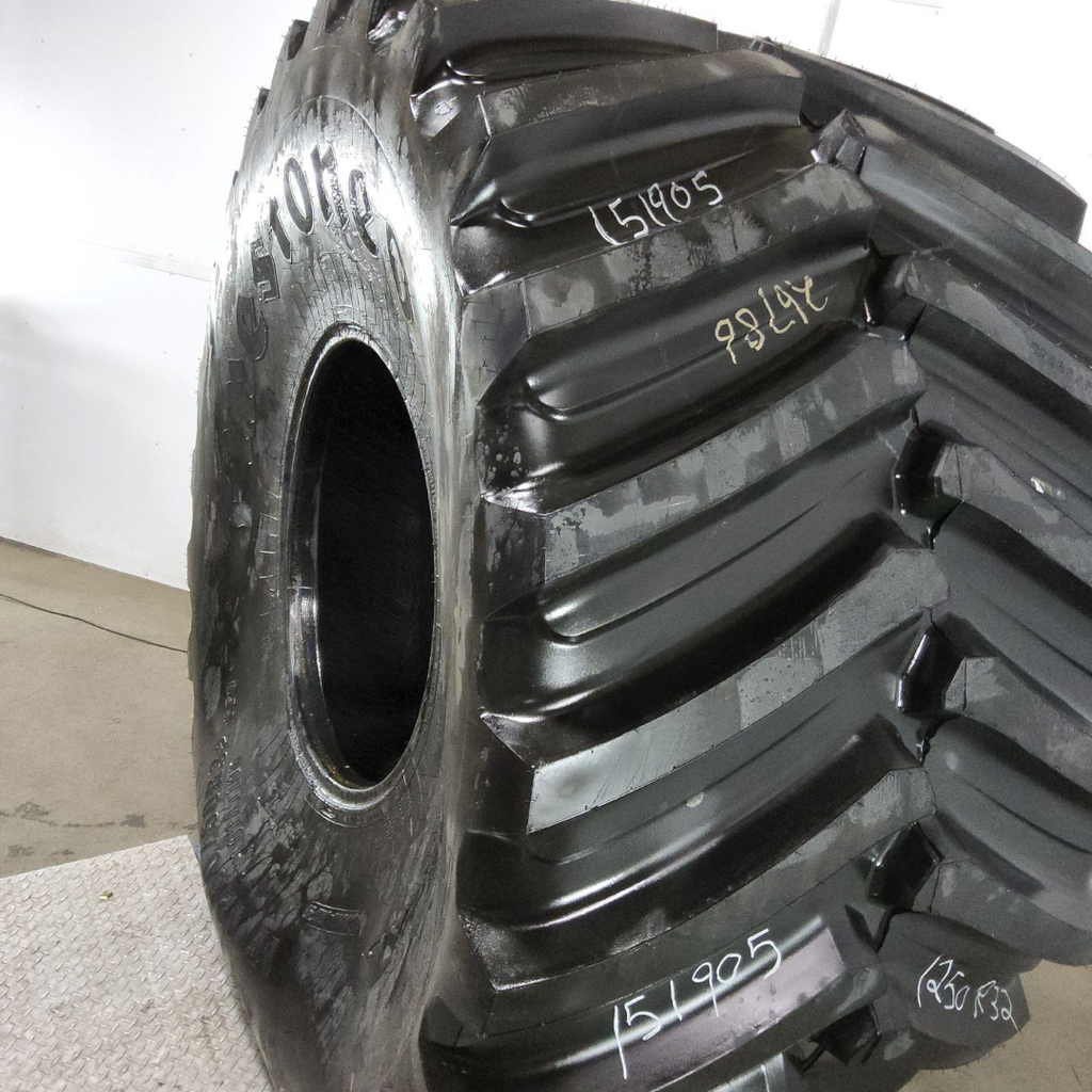 IF1250/50R32 Firestone Radial Deep Tread 23 CFO R-1W 201B 99%