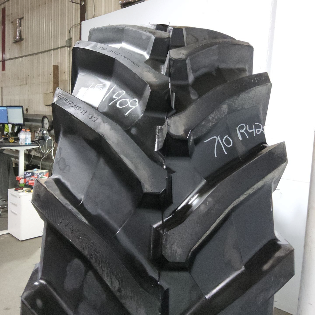 710/75R42 Trelleborg TM900 High Power R-1W 175D 99%