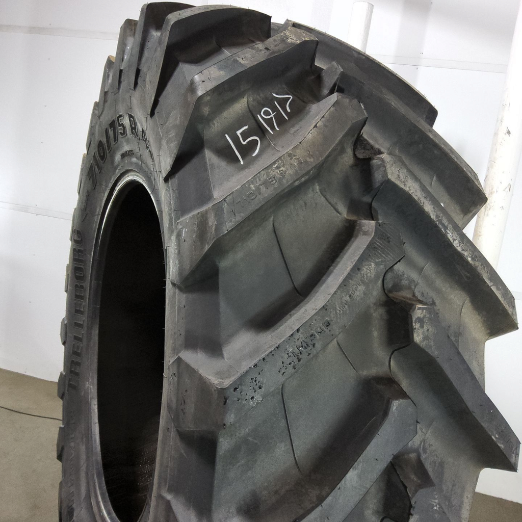 710/75R42 Trelleborg TM900 High Power R-1W 99%