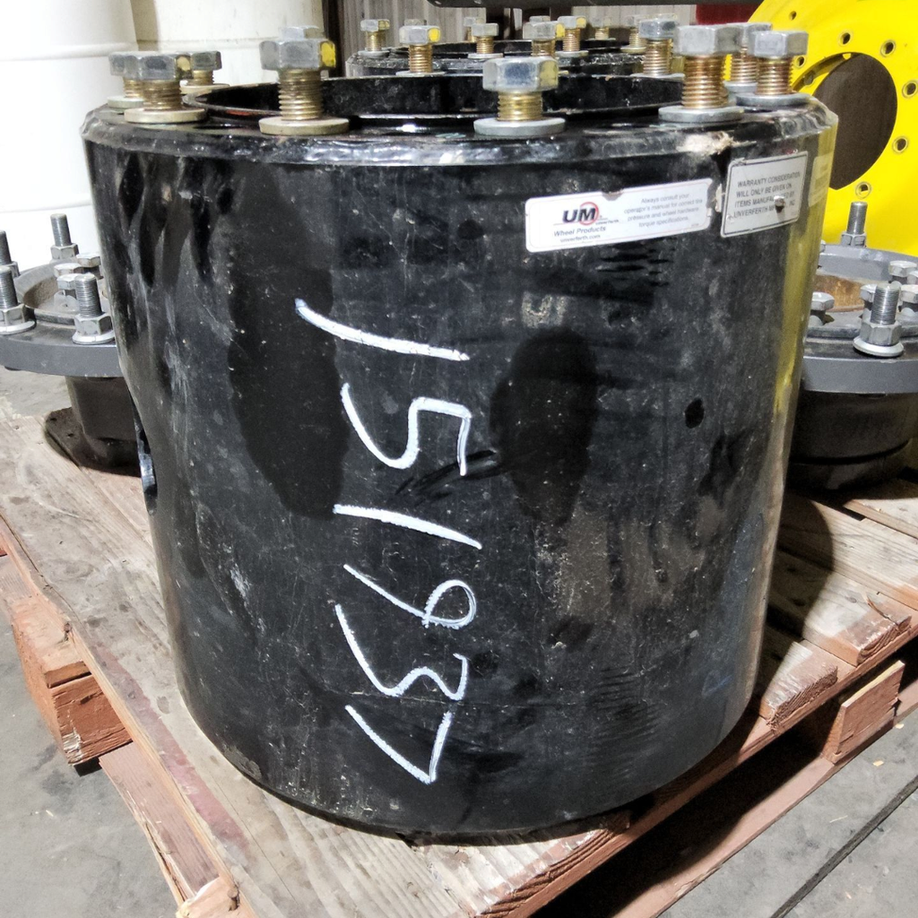 12-Hole 17.75"L Hub Extension, Black