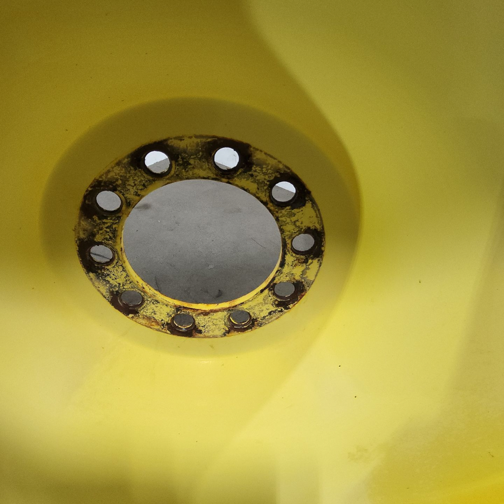 12"W x 46"D, John Deere Yellow 10-Hole Spun Disc