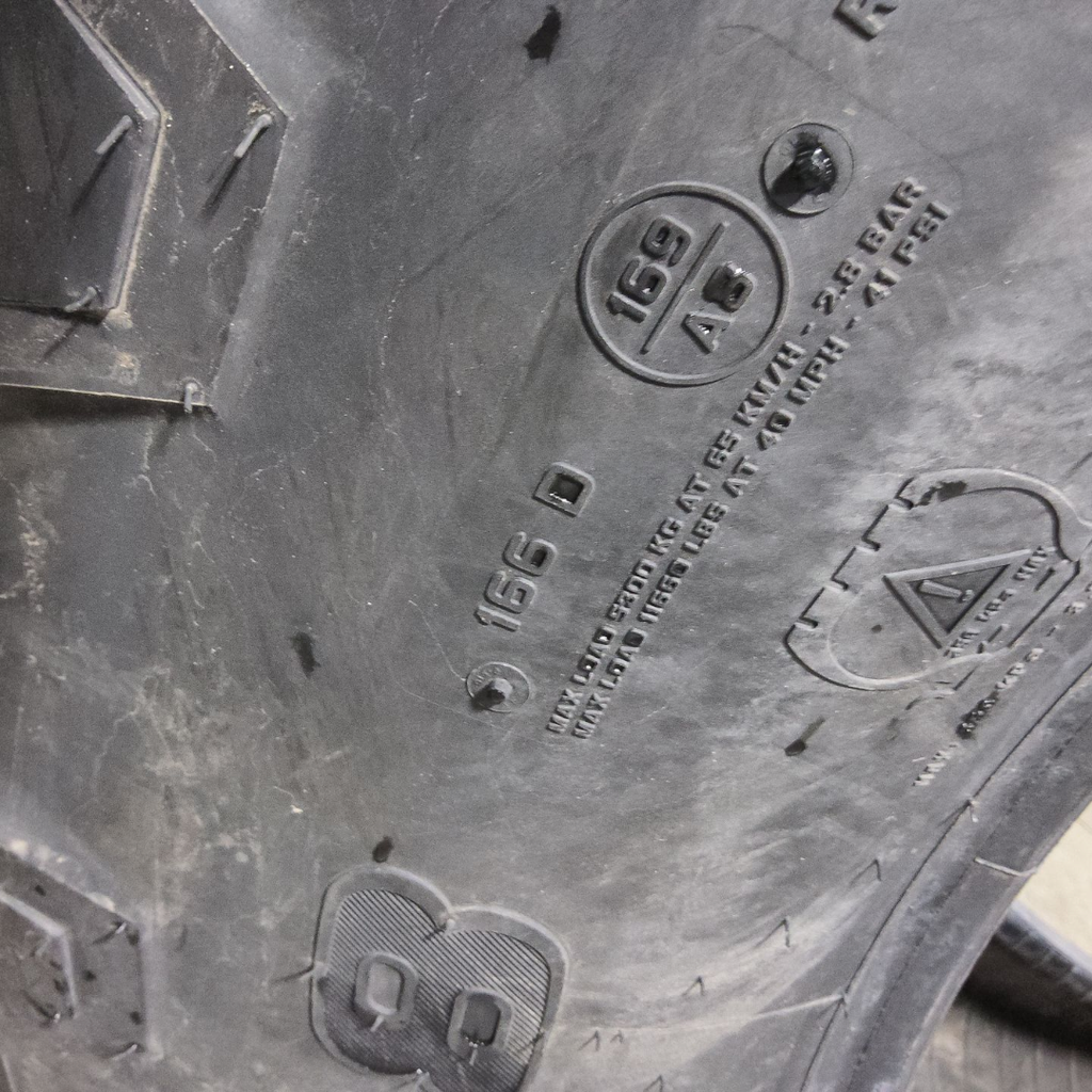 650/65R38 Trelleborg TM800 High Speed R-1W 166D 99%