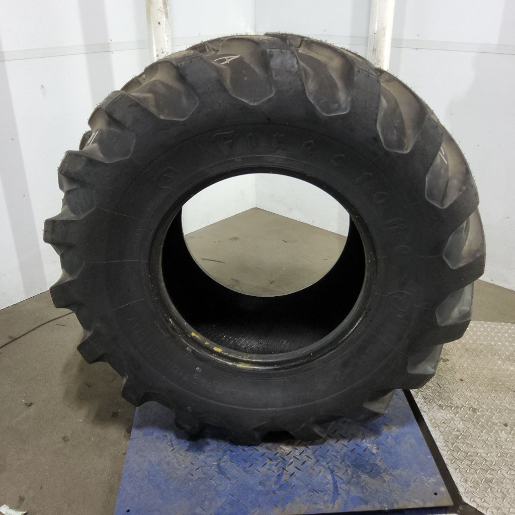 21L-24 Firestone All Traction Utility R-4 F (12 Ply), 99%