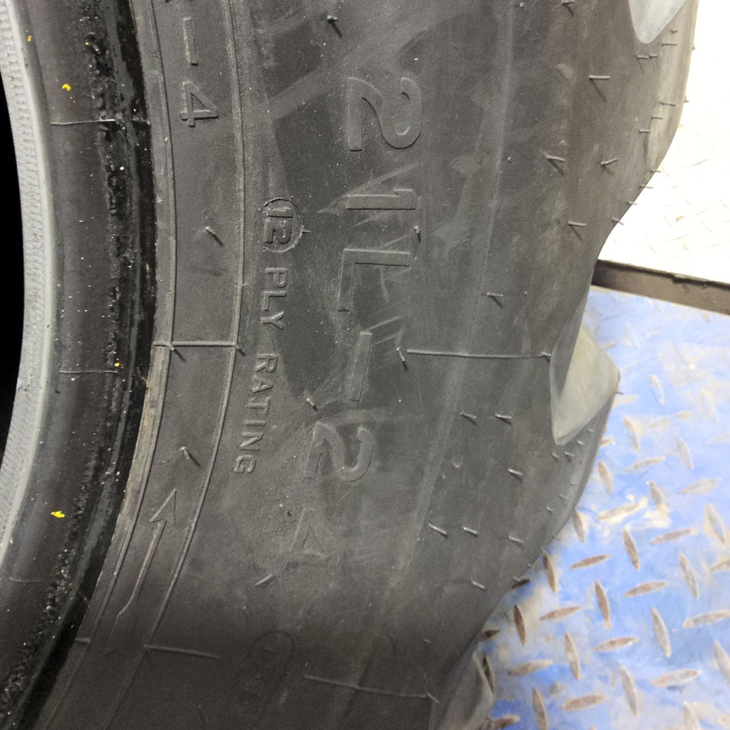 21L-24 Firestone All Traction Utility R-4 F (12 Ply), 99%