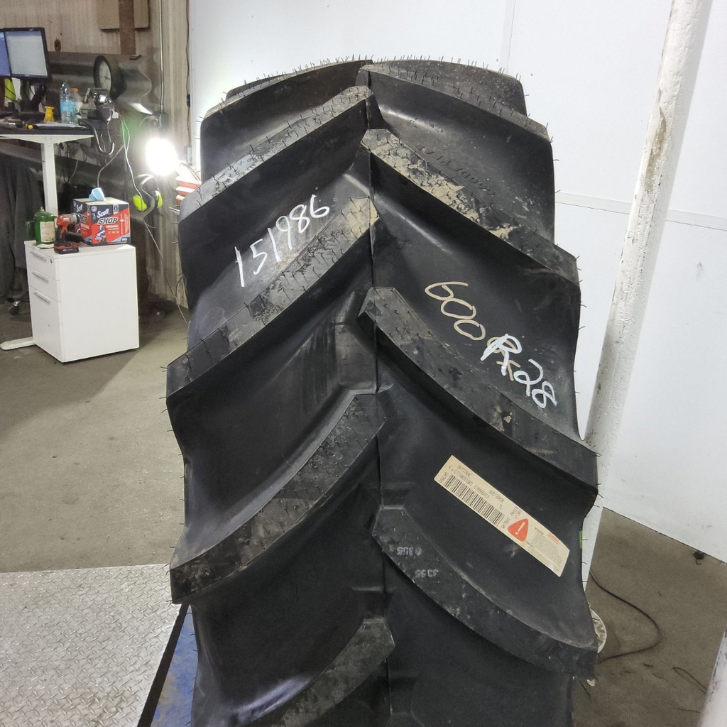 600/70R28 Goodyear Farm Optitrac R-1W 161D 99%