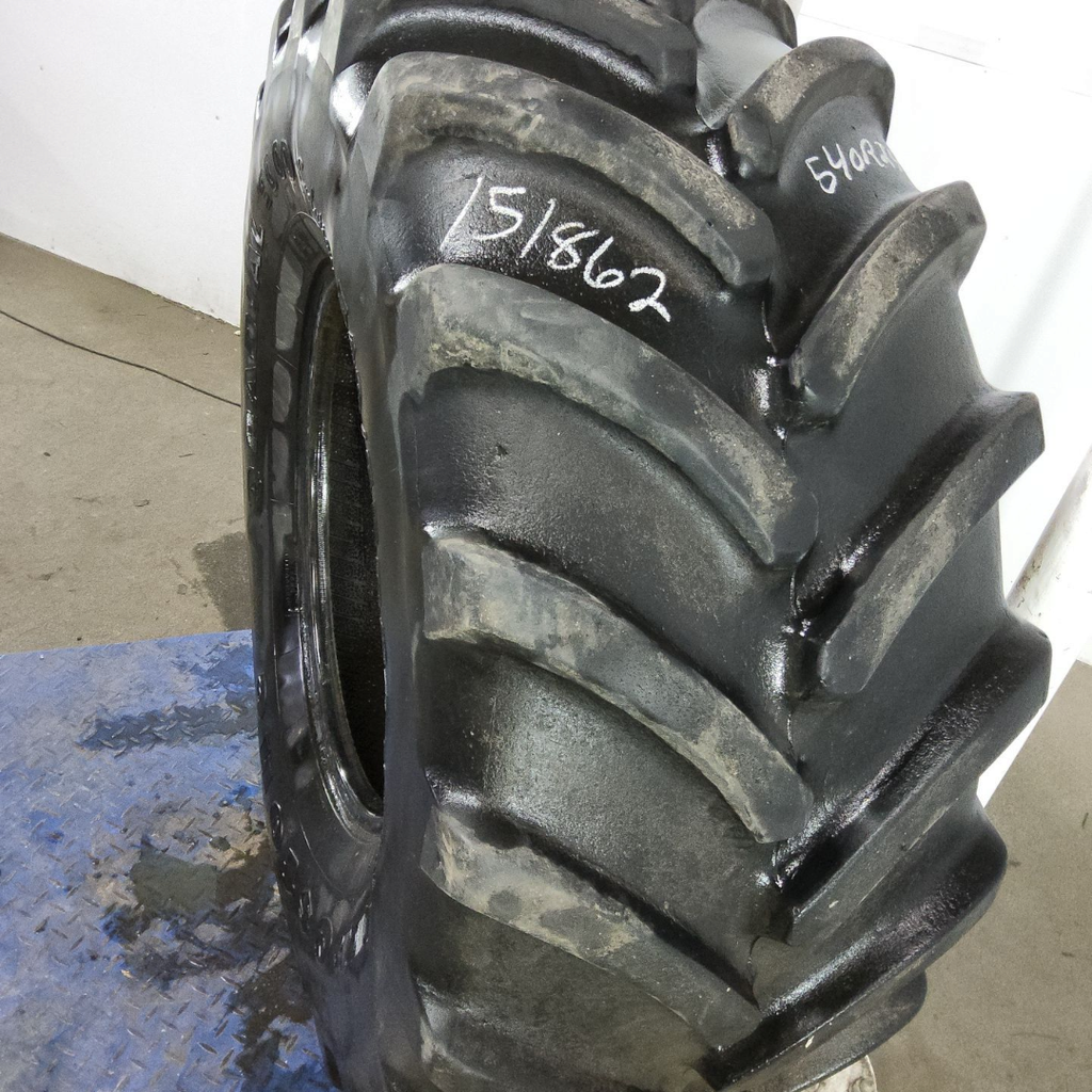 540/65R24 Firestone Radial 9000 R-1W 140B